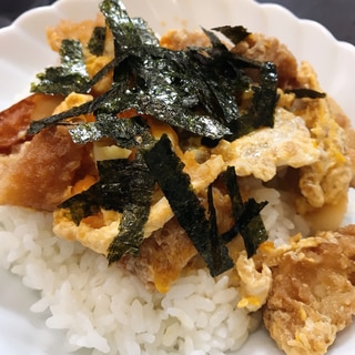 イカフライとちくわの卵とじ丼